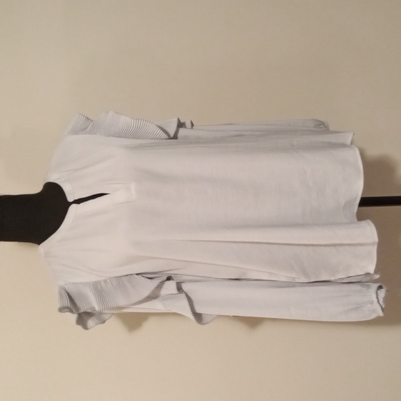 Simply Vera -Vera Wang V Neck Long Sleeve Accordion Ruffle Detail Blouse Size L - Picture 2 of 9